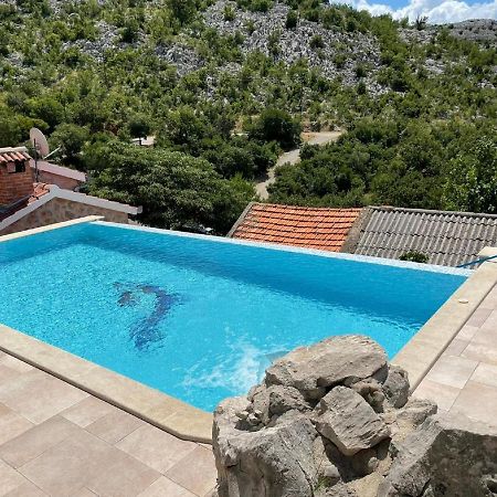Lovely Holiday Home In Starigrad ภายนอก รูปภาพ