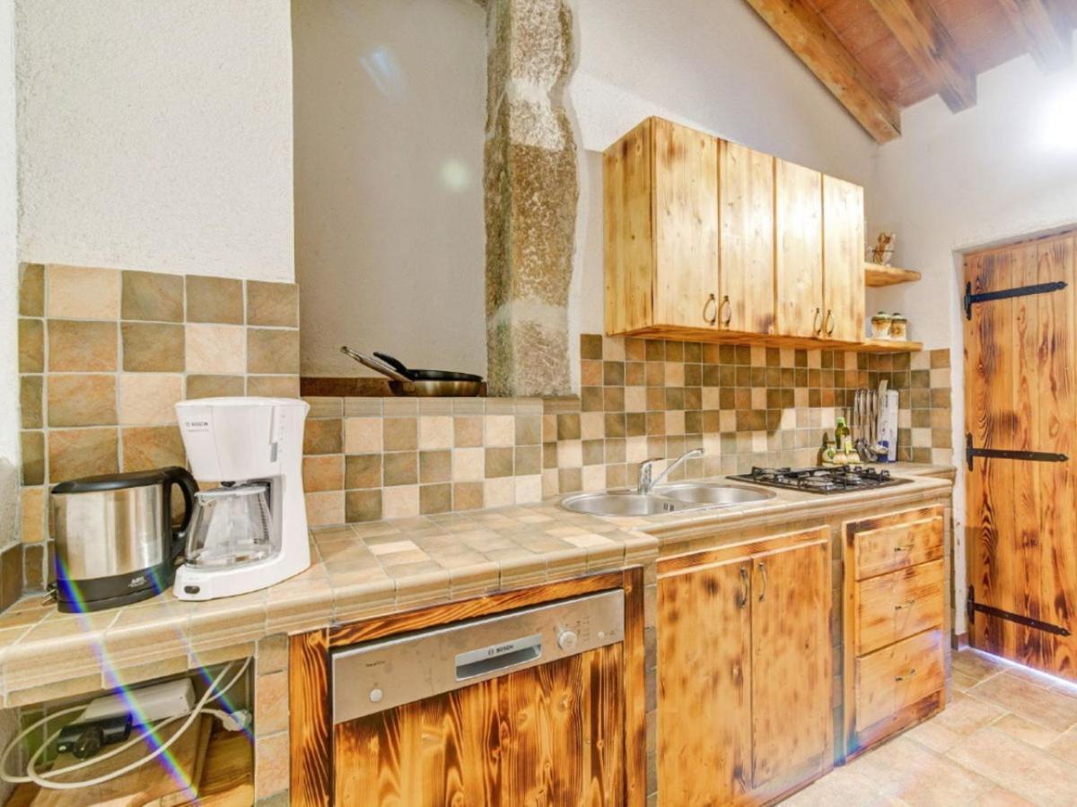 Lovely Holiday Home In Starigrad ภายนอก รูปภาพ